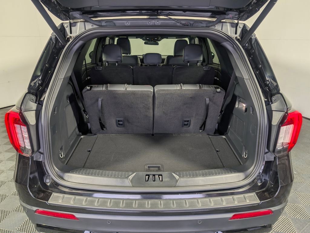 Certified 2025 Ford Explorer ST-Line w/ ST-Line Street Pack AWD/4WD image 6