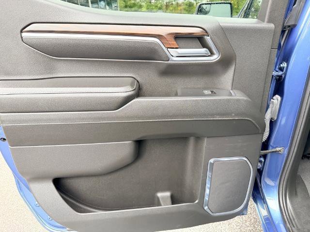 Used 2024 GMC Sierra 1500 SLT image 33