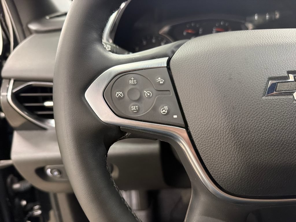 Used 2023 Chevrolet Traverse RS FWD image 20