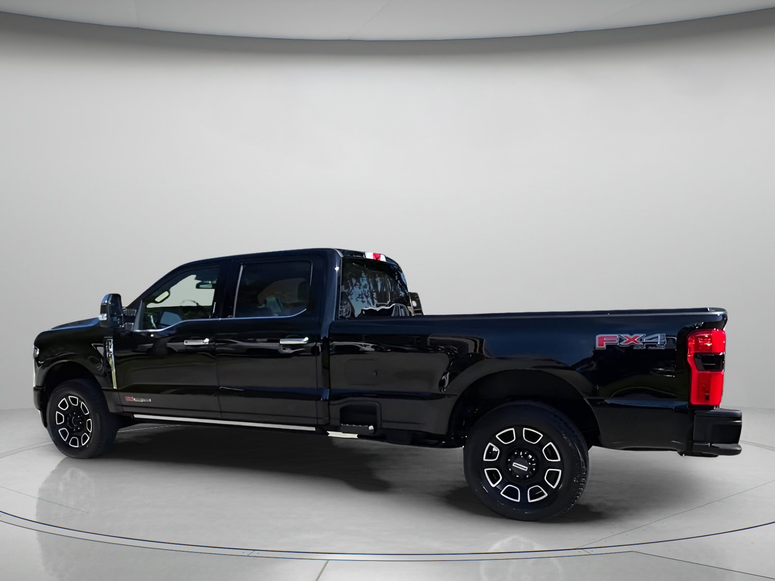 Certified 2023 Ford F350 Platinum image 20