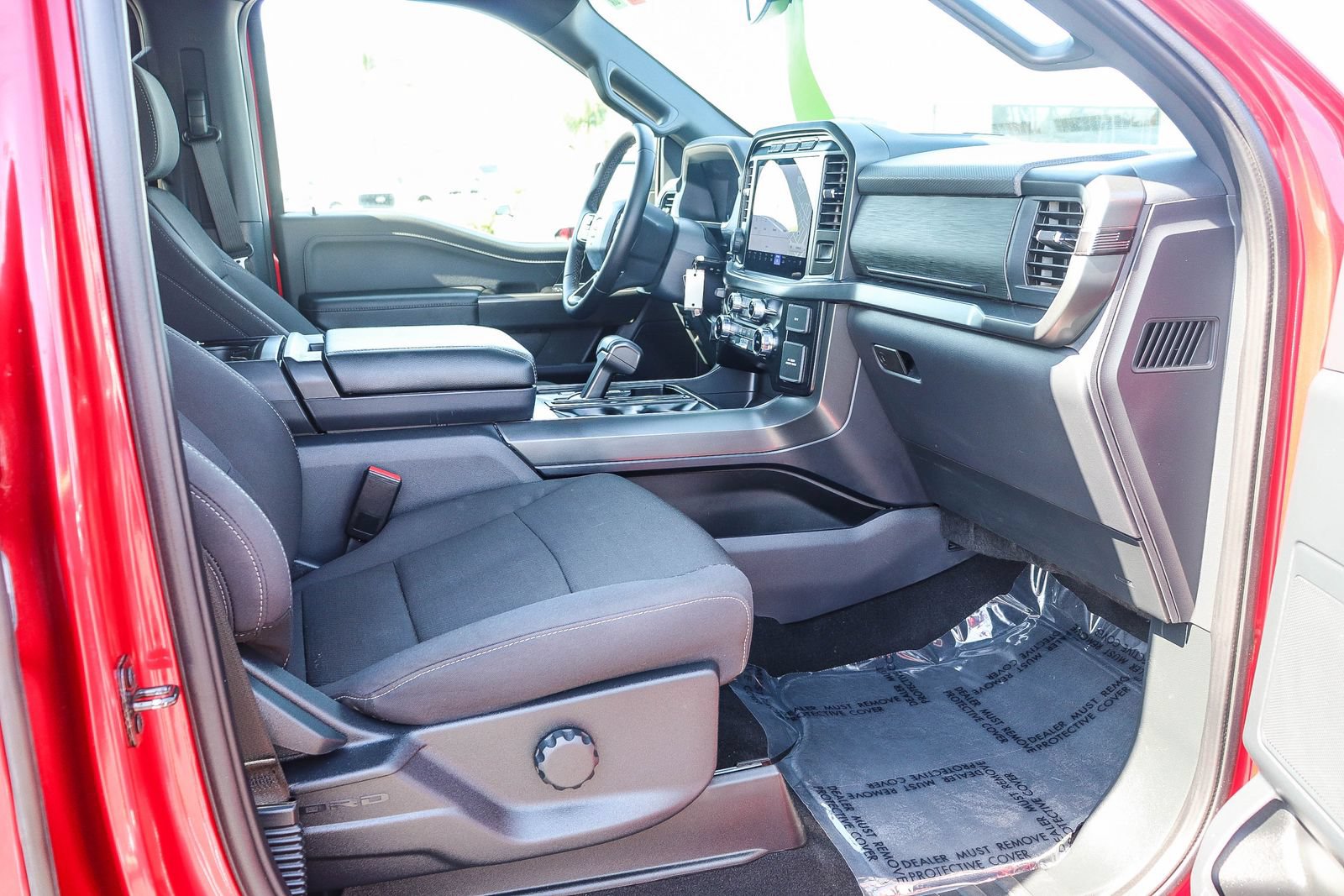 Certified 2024 Ford F150 XLT w/ Mobile Office Package RWD image 16