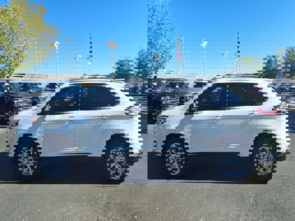 Certified 2024 Ford Edge SEL w/ Convenience Package image 7