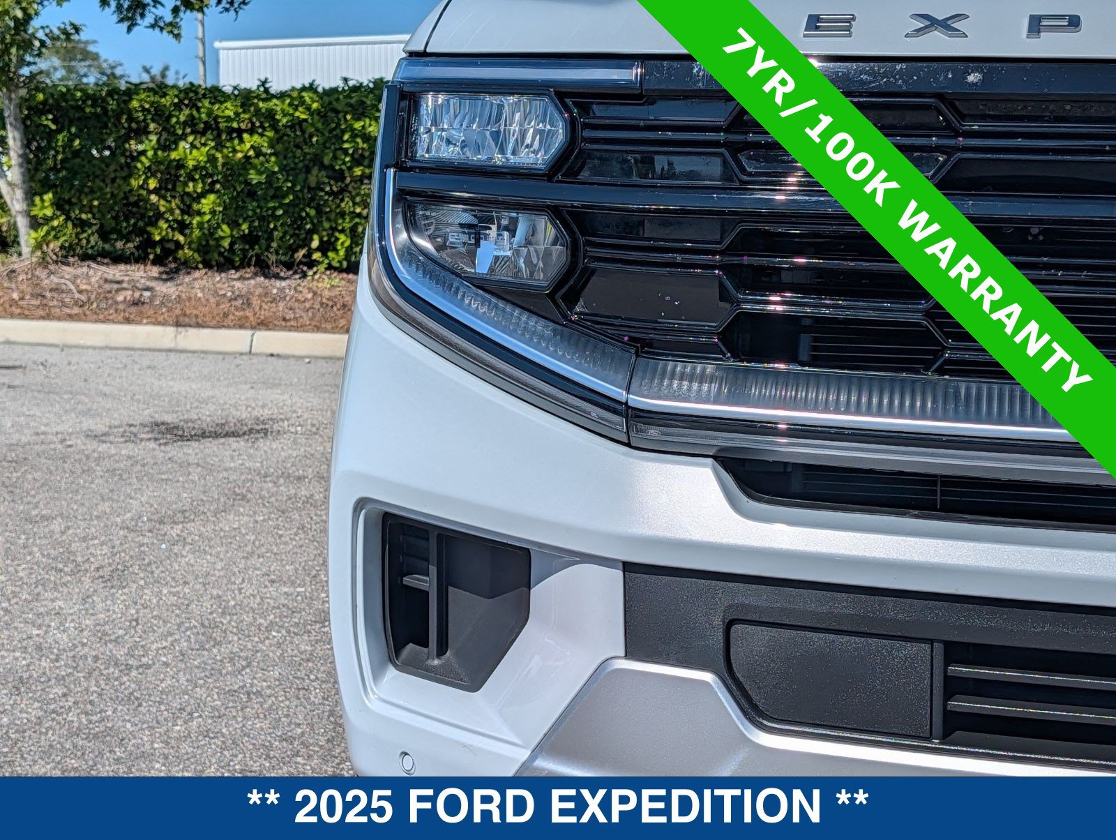 Certified 2025 Ford Expedition Platinum w/ Platinum Ultimate Package AWD/4WD image 10