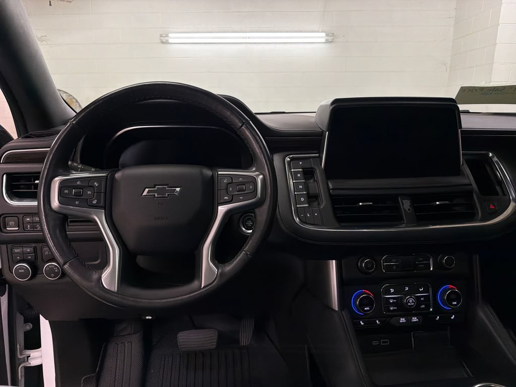 Used 2022 Chevrolet Tahoe Z71 w/ Luxury Package AWD/4WD image 9