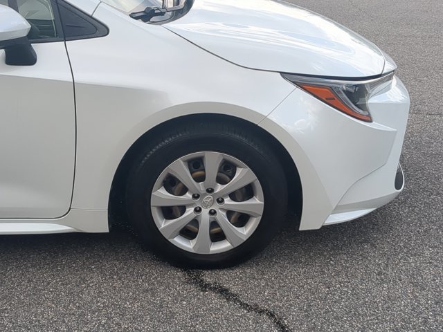 Used 2022 Toyota Corolla LE FWD image 11