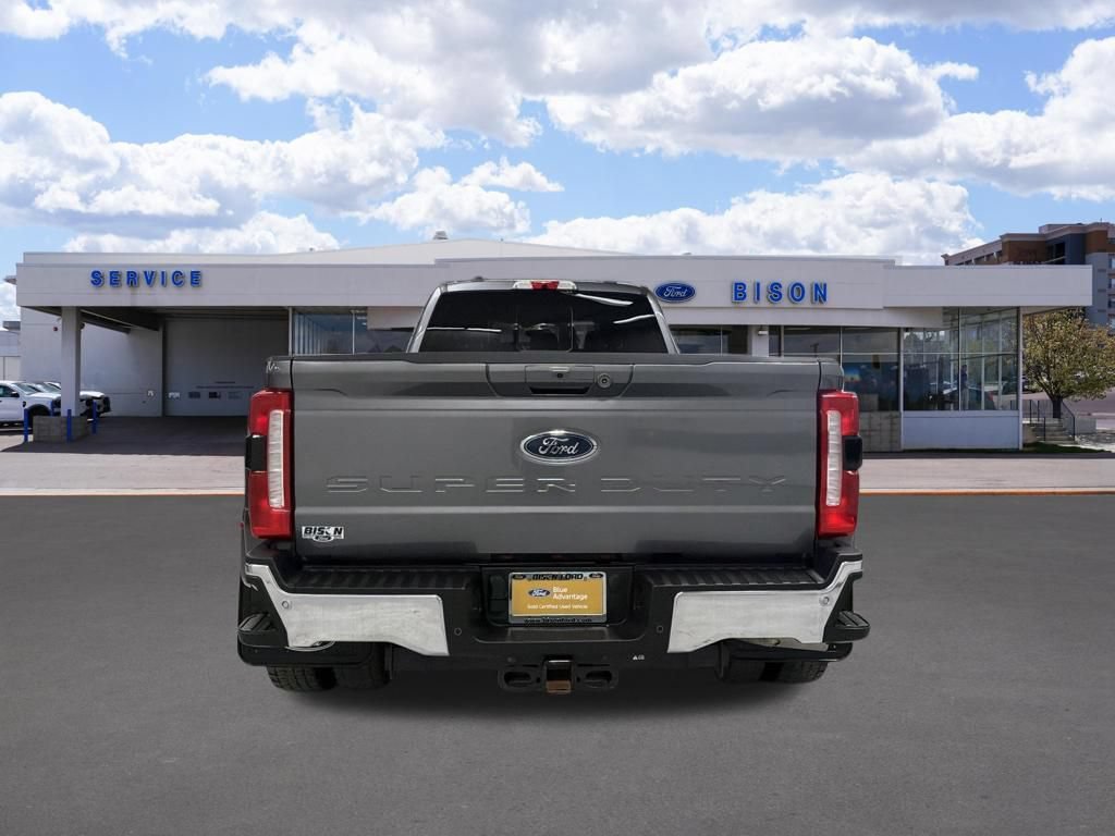 Certified 2024 Ford F450 Lariat w/ Lariat Ultimate Package AWD/4WD image 4