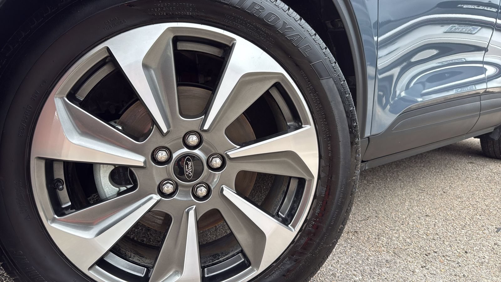 Certified 2023 Ford Escape Platinum w/ Premium Technology Package FWD image 26