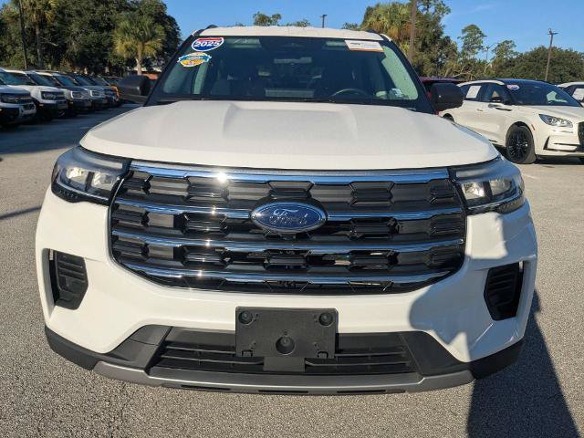 Certified 2025 Ford Explorer Active RWD image 9