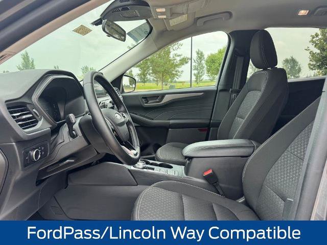 Certified 2024 Ford Escape Active AWD/4WD image 9