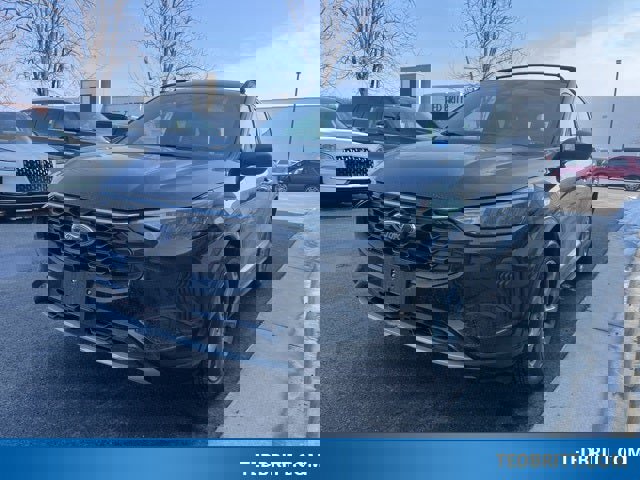 Certified 2024 Ford Escape ST-Line w/ Tech Pack #1 image 3