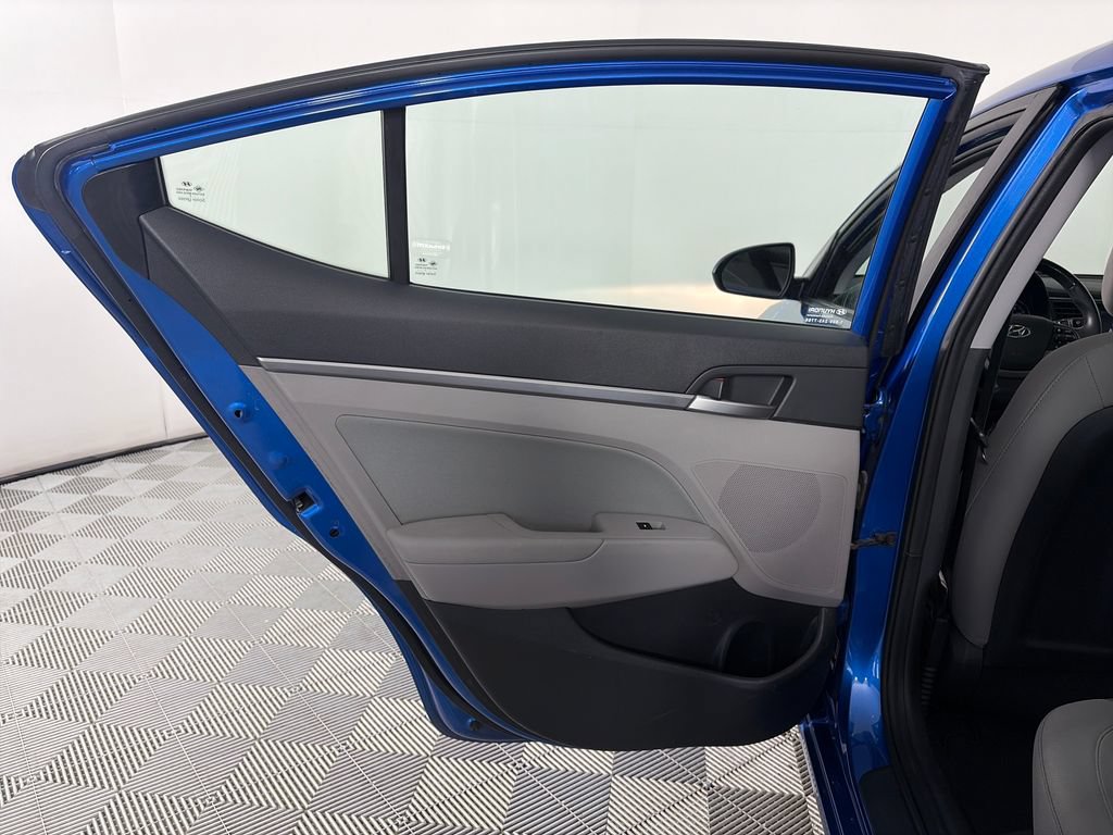 Used 2018 Hyundai Elantra Value Edition FWD image 12