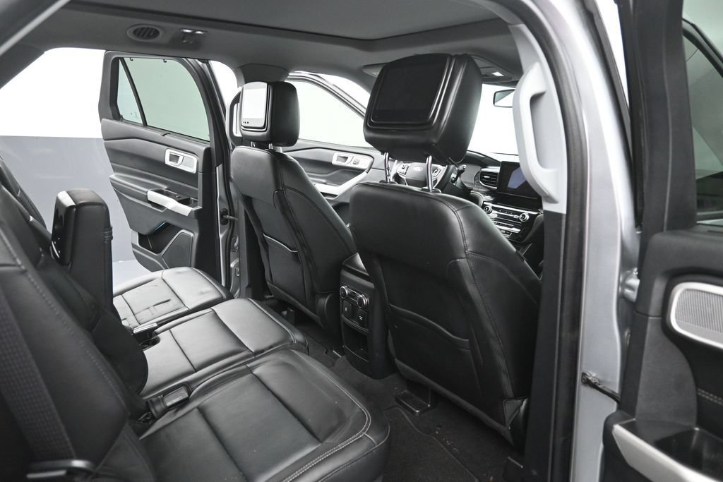 Certified 2021 Ford Explorer Limited w/ Equipment Group 301A RWD image 12