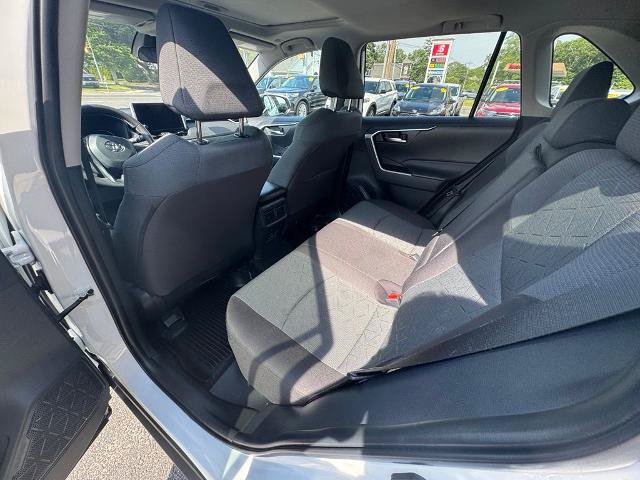 Used 2025 Toyota RAV4 XLE w/ Convenience Package AWD/4WD image 9