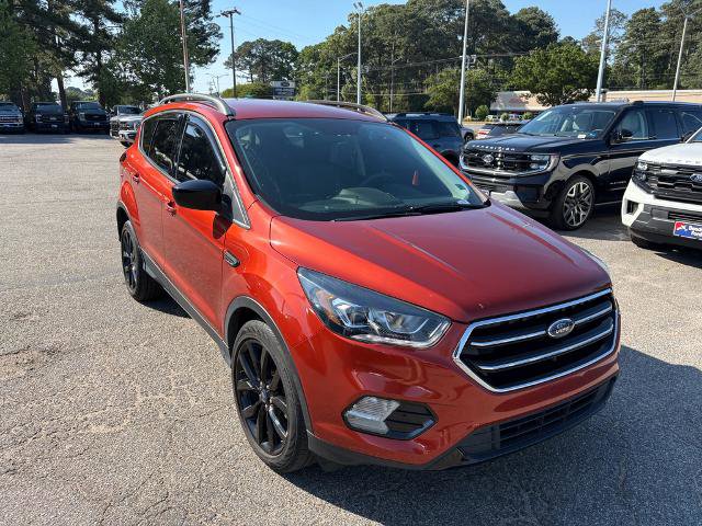 Certified 2019 Ford Escape SE FWD image 3