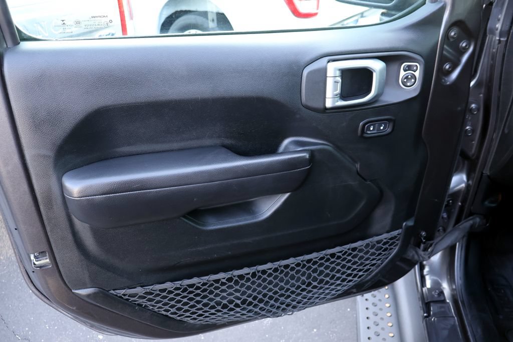 Used 2019 Jeep Wrangler Sport AWD/4WD image 26