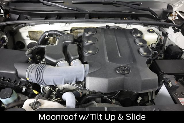 Used 2023 Toyota 4Runner Limited AWD/4WD image 23