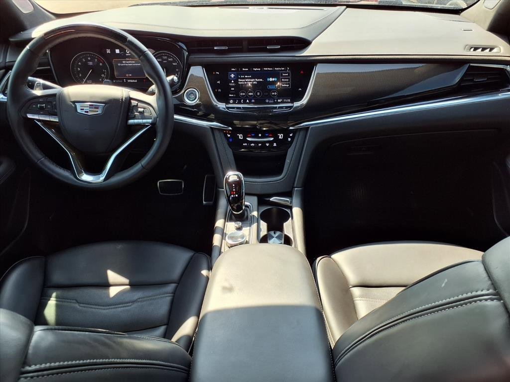 Used 2022 Cadillac XT6 Sport w/ Platinum Package image 9