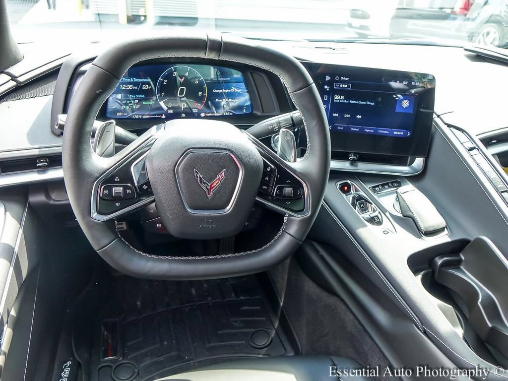 Used 2024 Chevrolet Corvette Stingray Preferred Cpe w/ Battery Protection Package RWD image 12