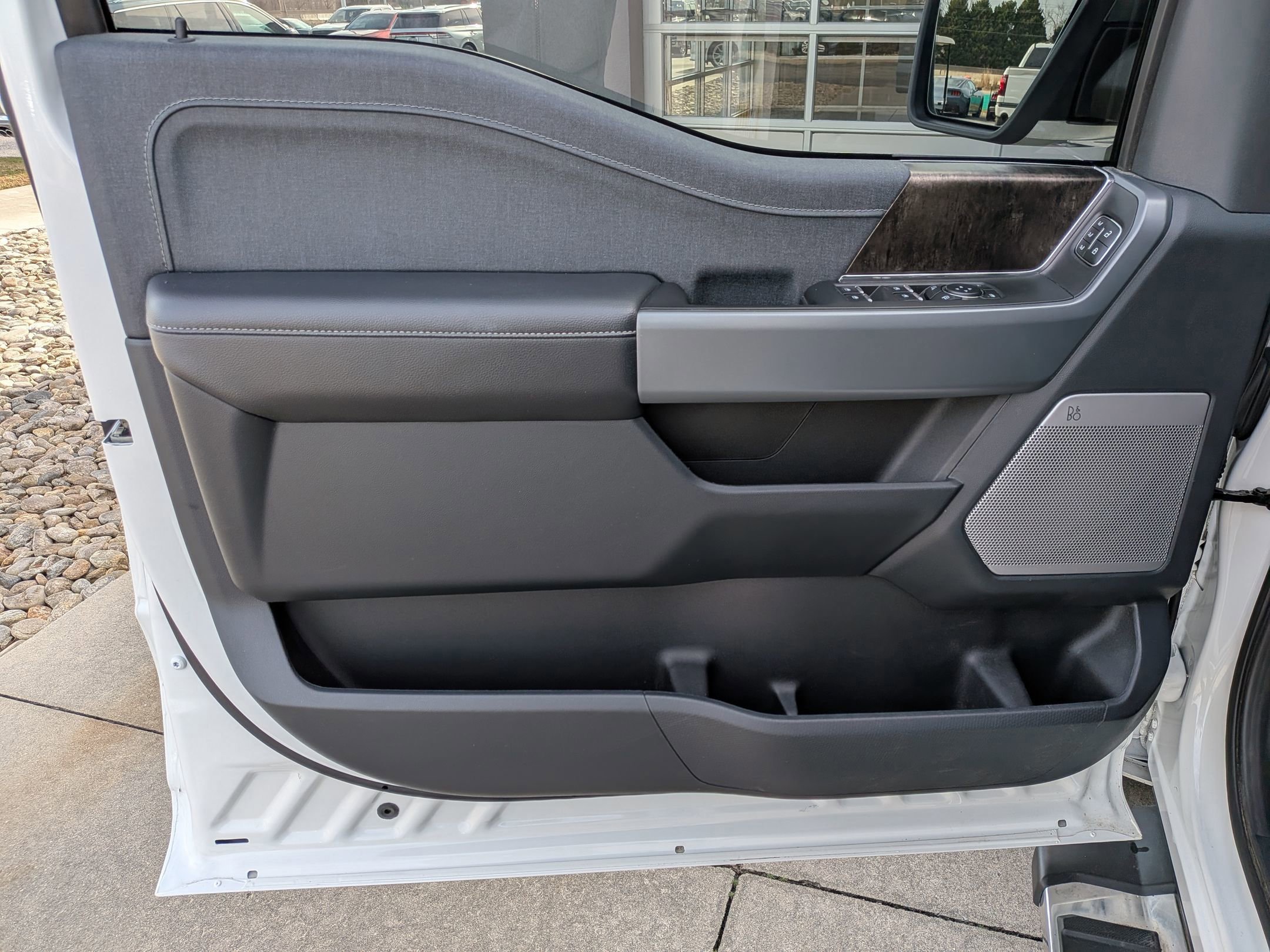 Certified 2023 Ford F150 Lariat w/ Equipment Group 502A High image 12