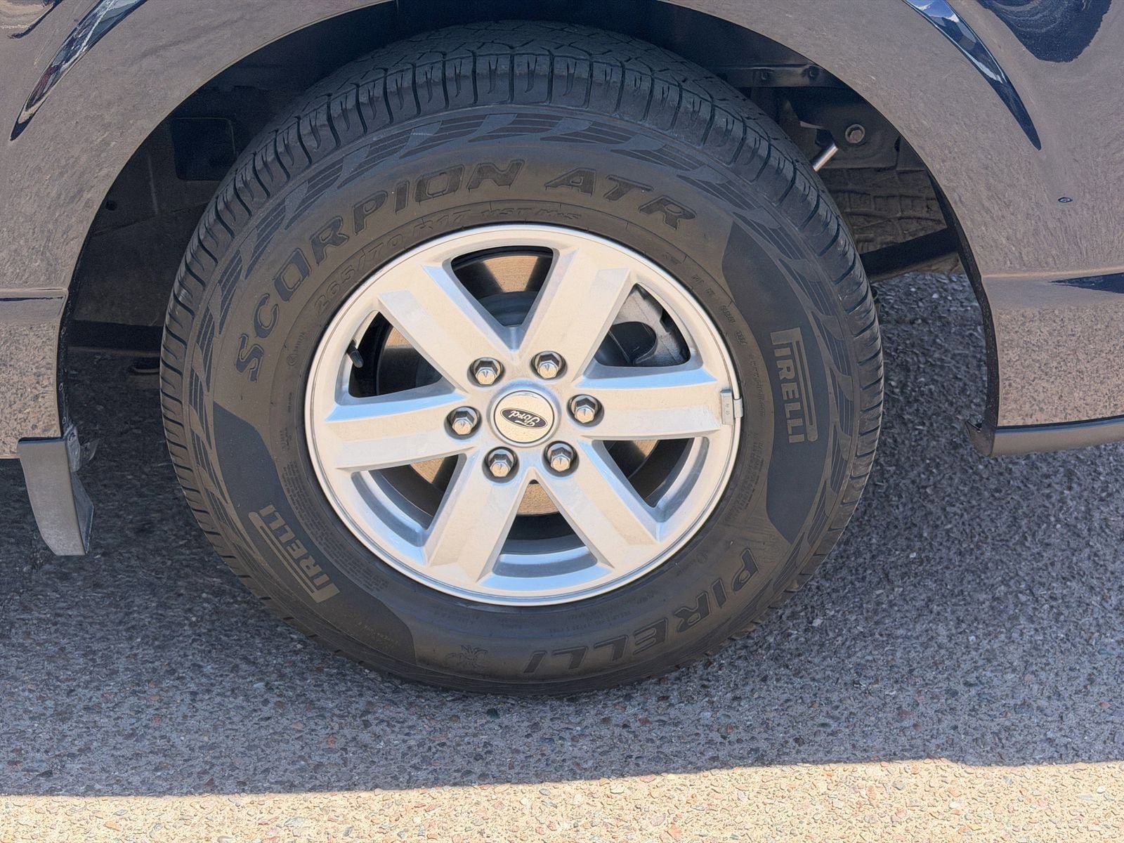 Certified 2025 Ford Expedition Active AWD/4WD image 9