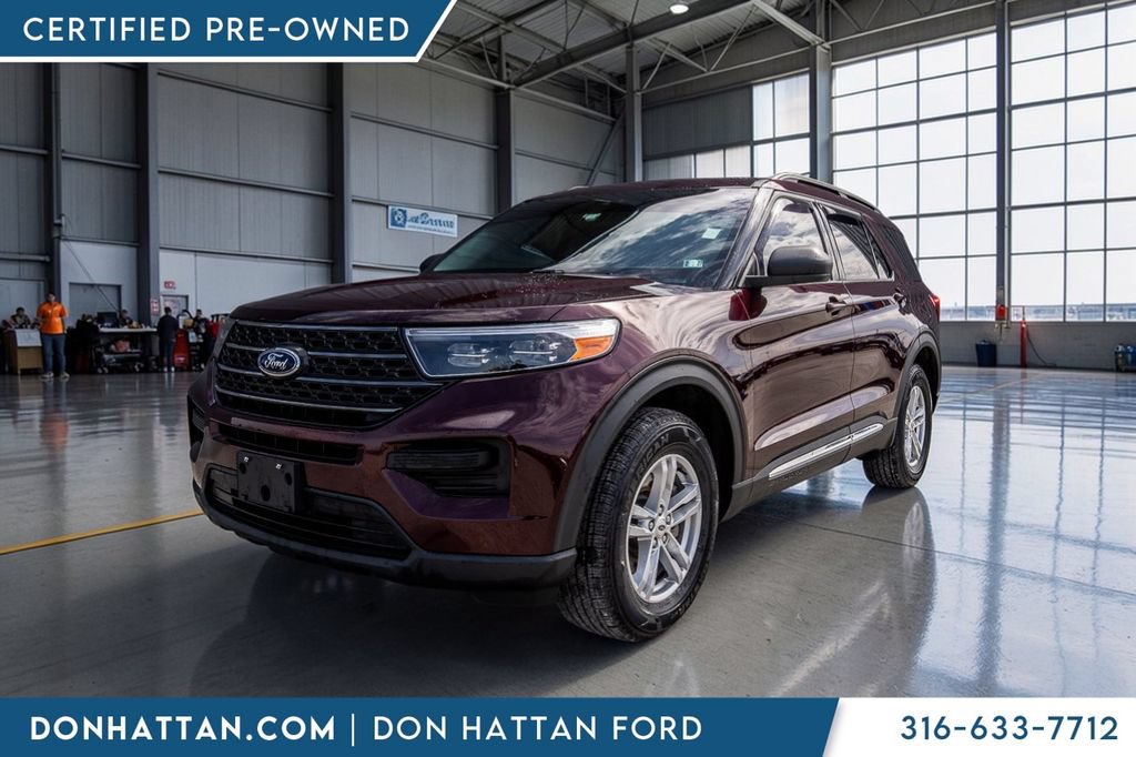 Certified 2022 Ford Explorer XLT w/ Class IV Trailer Tow Package AWD/4WD image 28