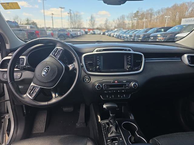 Used 2019 Kia Sorento EX AWD/4WD image 17