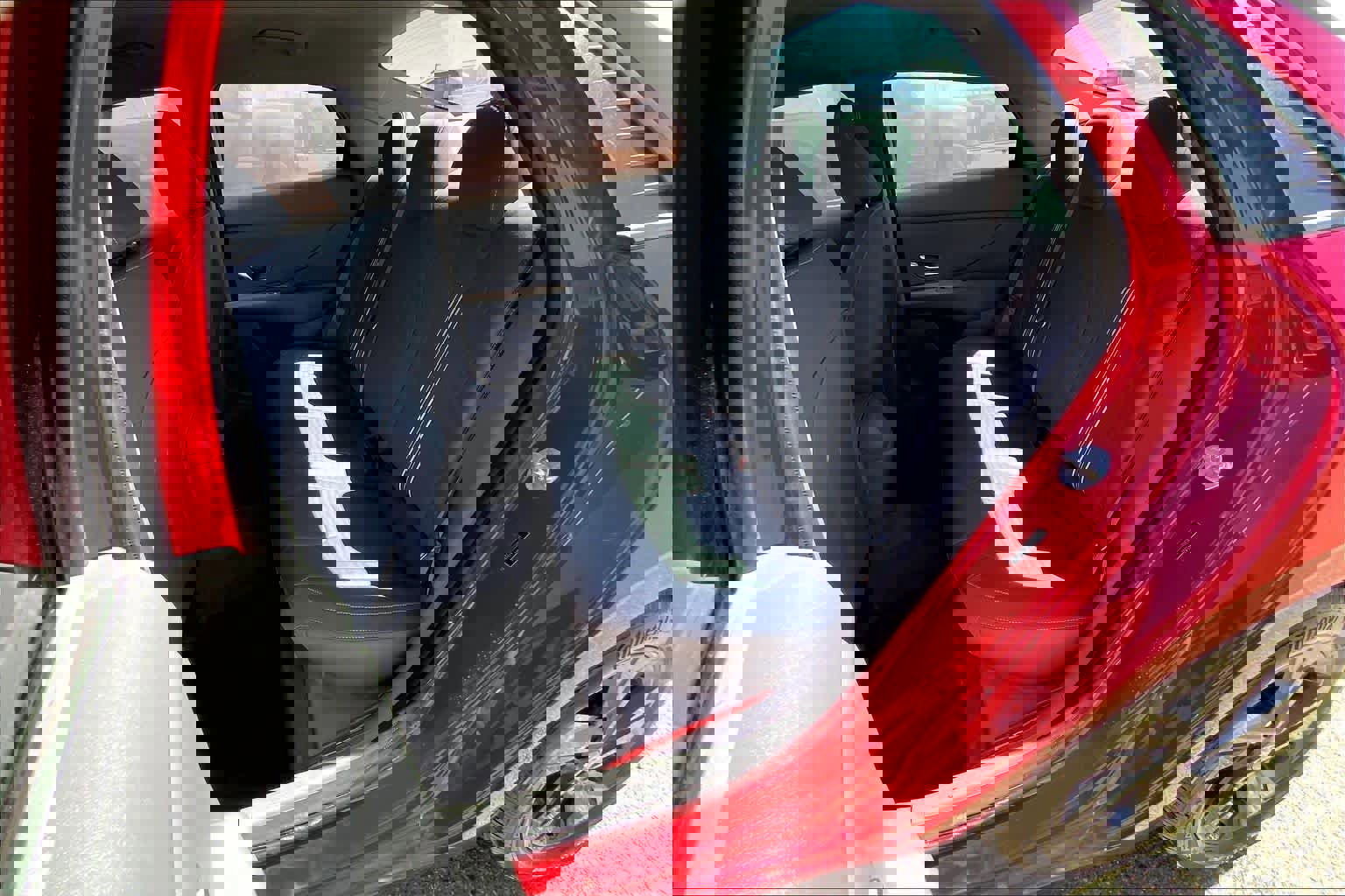 Used 2023 Hyundai Elantra SEL w/ Preferred Accessory Package image 21