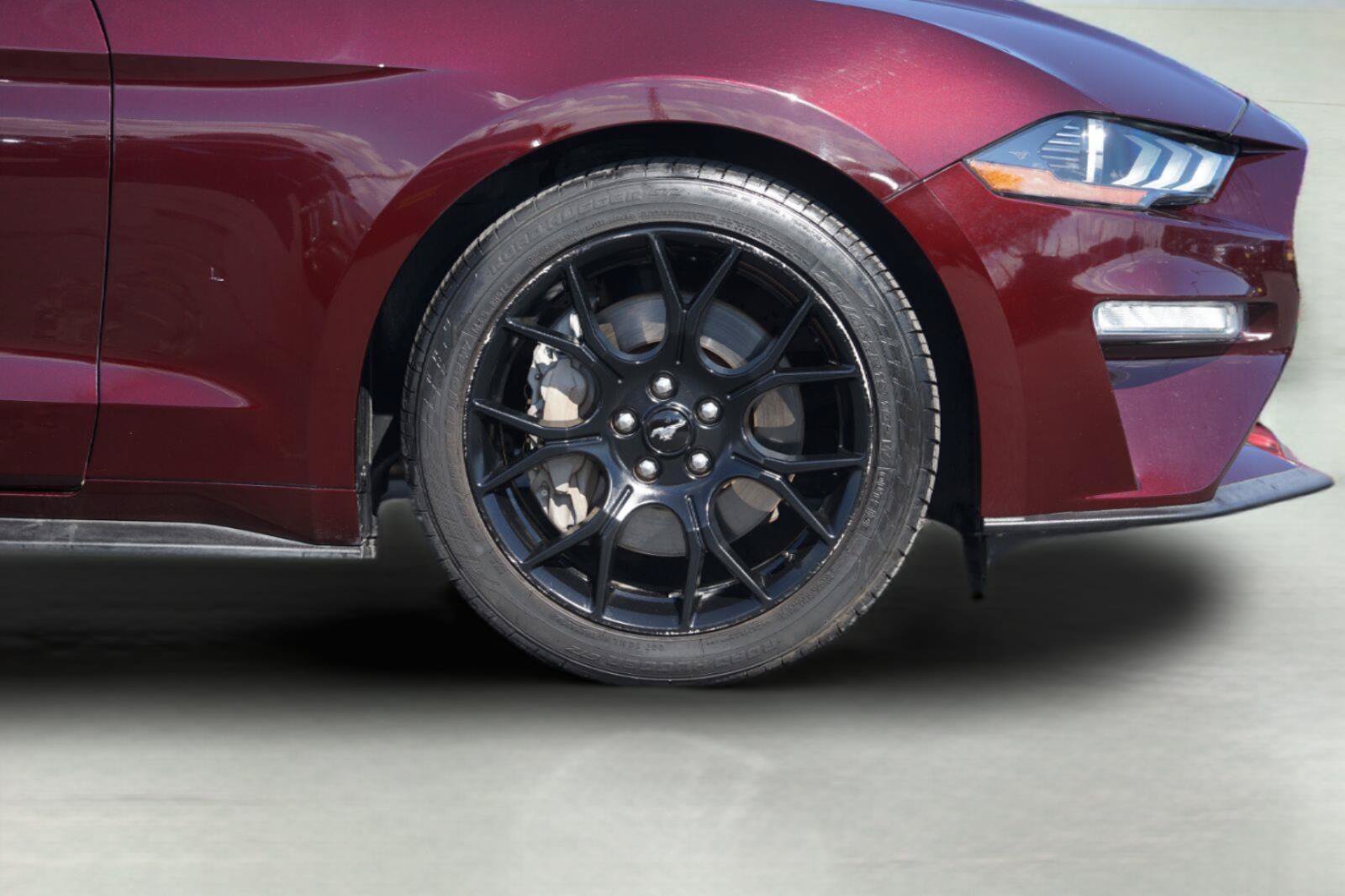 Certified 2018 Ford Mustang Premium w/ Ecoboost Performance Package RWD image 4