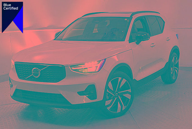 Used 2023 Volvo XC40 B5 Ultimate w/ Climate Package