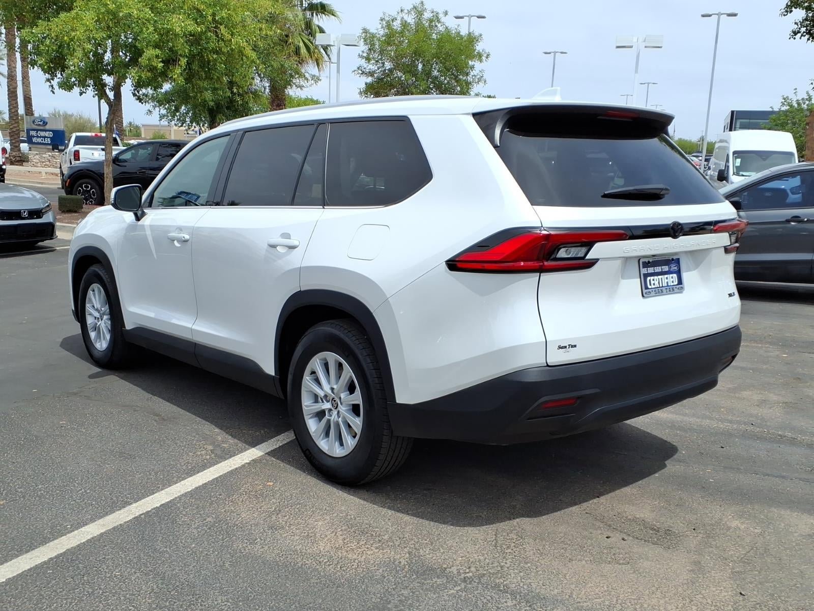 Used 2024 Toyota Grand Highlander FWD image 6