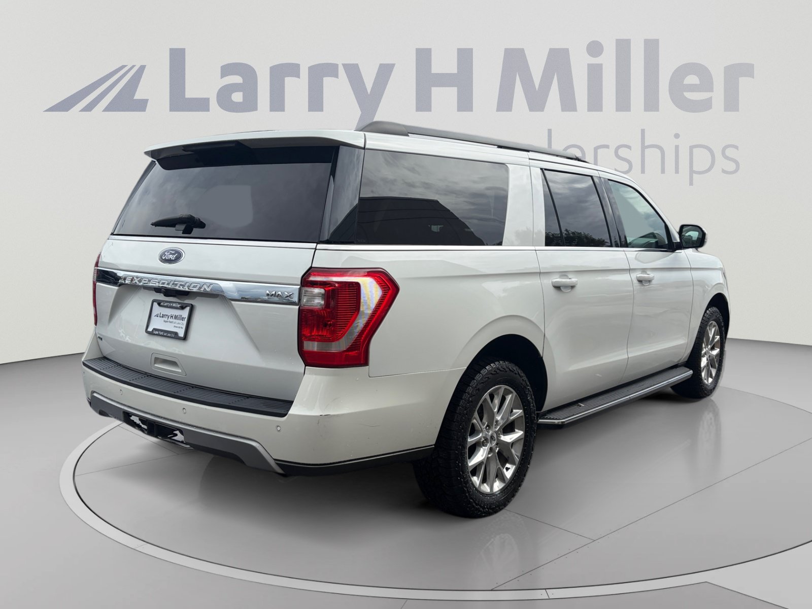 Certified 2020 Ford Expedition Max XLT w/ Equipment Group 202A AWD/4WD image 5