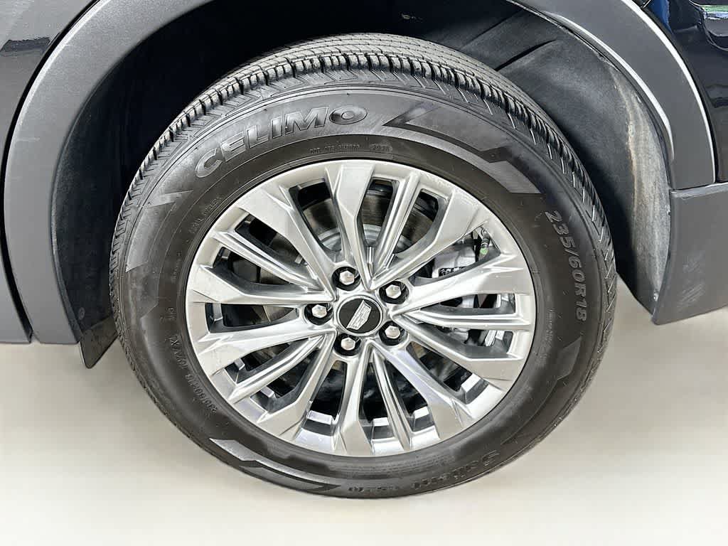 Used 2024 Cadillac XT4 Premium Luxury FWD image 8