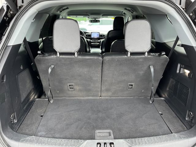 Certified 2022 Ford Explorer Limited AWD/4WD image 8