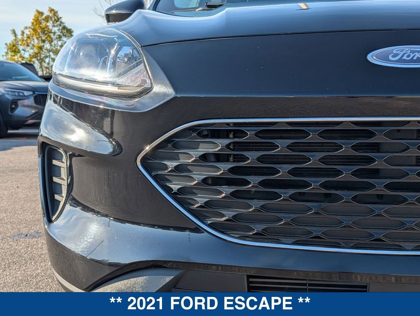 Certified 2021 Ford Escape SE image 10