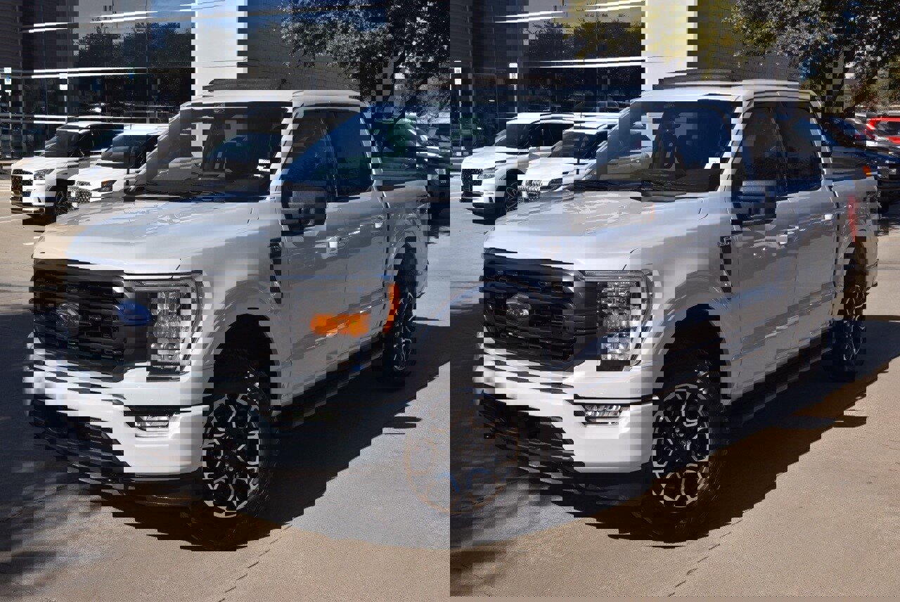 Certified 2022 Ford F150 XLT w/ Equipment Group 302A High image 43