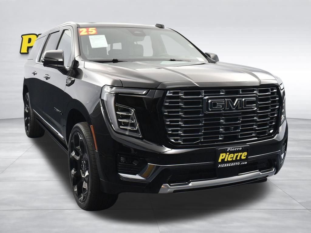 Used 2025 GMC Yukon XL Denali Ultimate AWD/4WD image 6