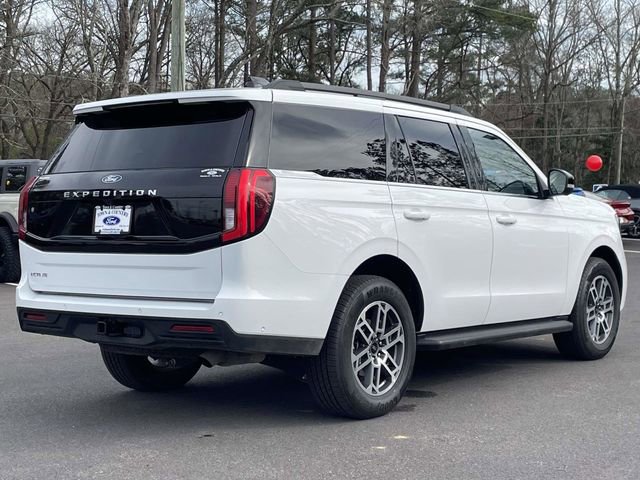 Certified 2025 Ford Expedition Active image 5