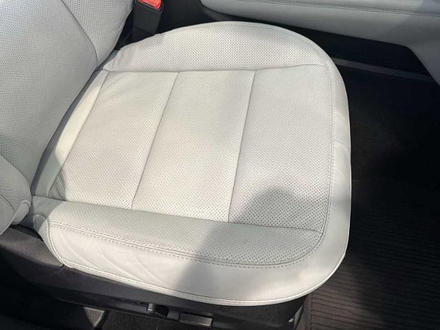 Certified 2025 Ford Explorer Platinum w/ LUX Leather Package AWD/4WD image 28