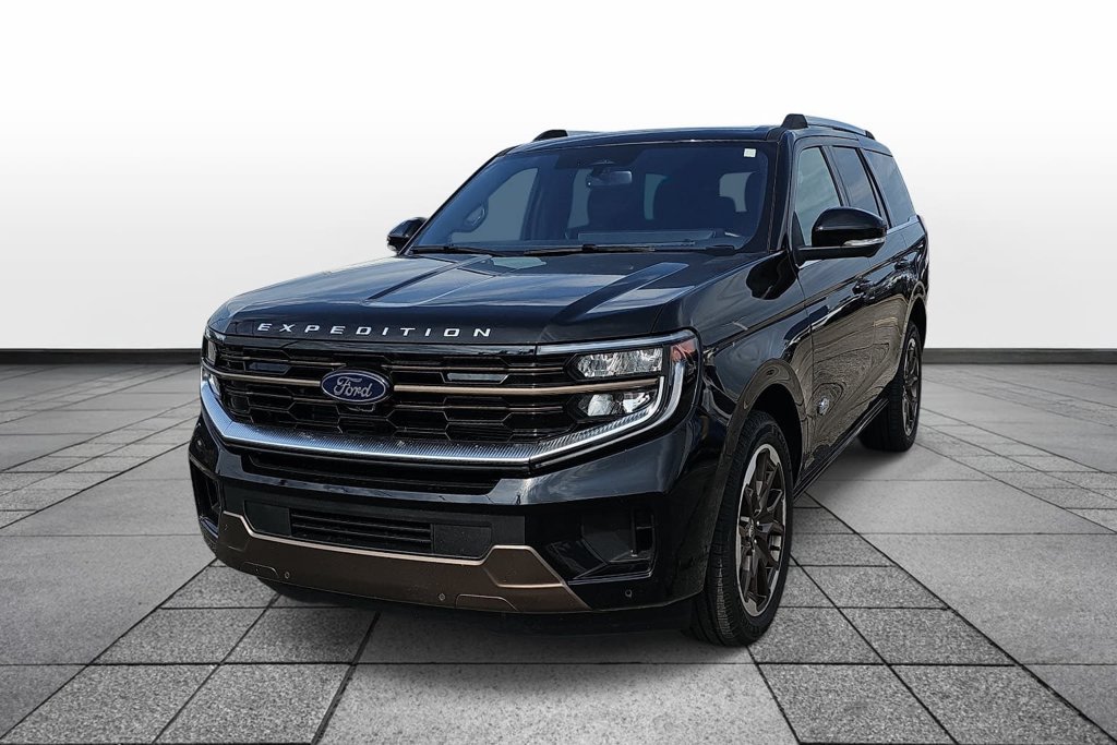 Certified 2025 Ford Expedition King Ranch AWD/4WD image 1