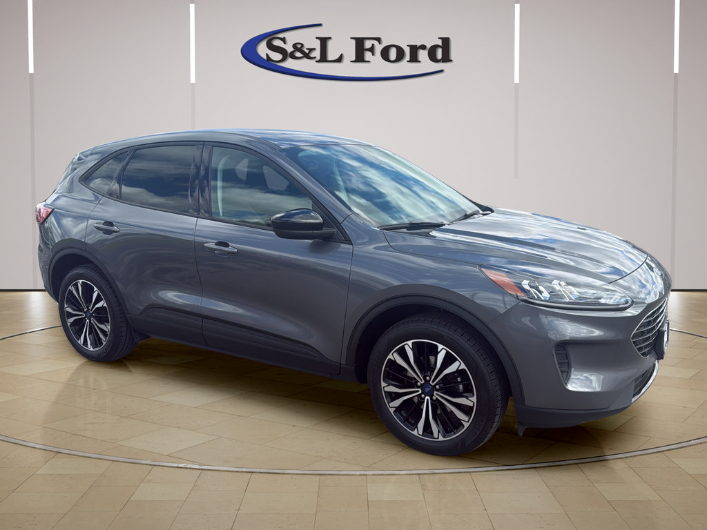 Certified 2022 Ford Escape SE w/ SE Sport Appearance Package AWD/4WD image 11