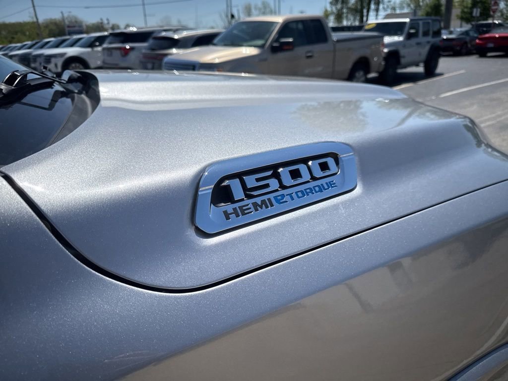 Used 2021 RAM 1500 Laramie AWD/4WD image 43