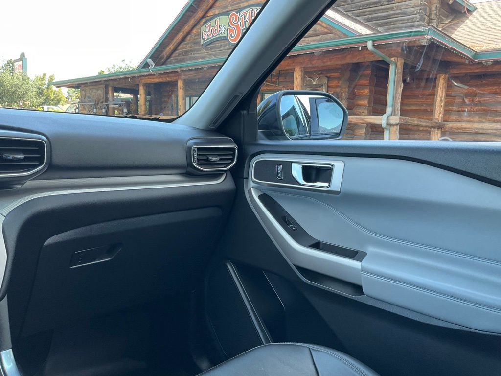 Certified 2024 Ford Explorer XLT w/ Equipment Group 202A image 59