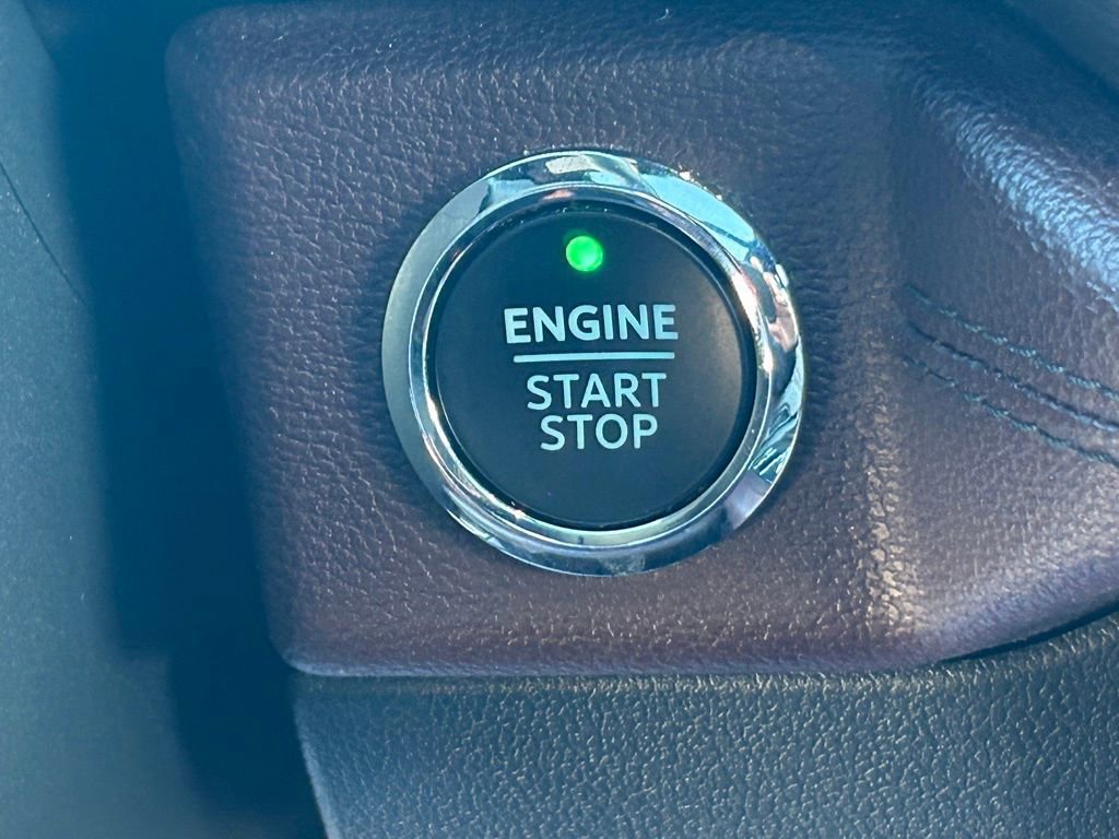 Certified 2022 Ford Expedition Limited image 42