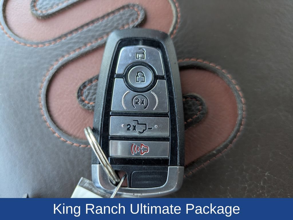Certified 2022 Ford F250 King Ranch w/ King Ranch Ultimate Package AWD/4WD image 30