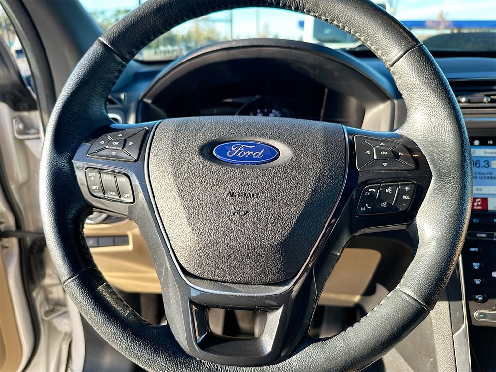 Certified 2017 Ford Explorer Limited w/ Equipment Group 301A image 18