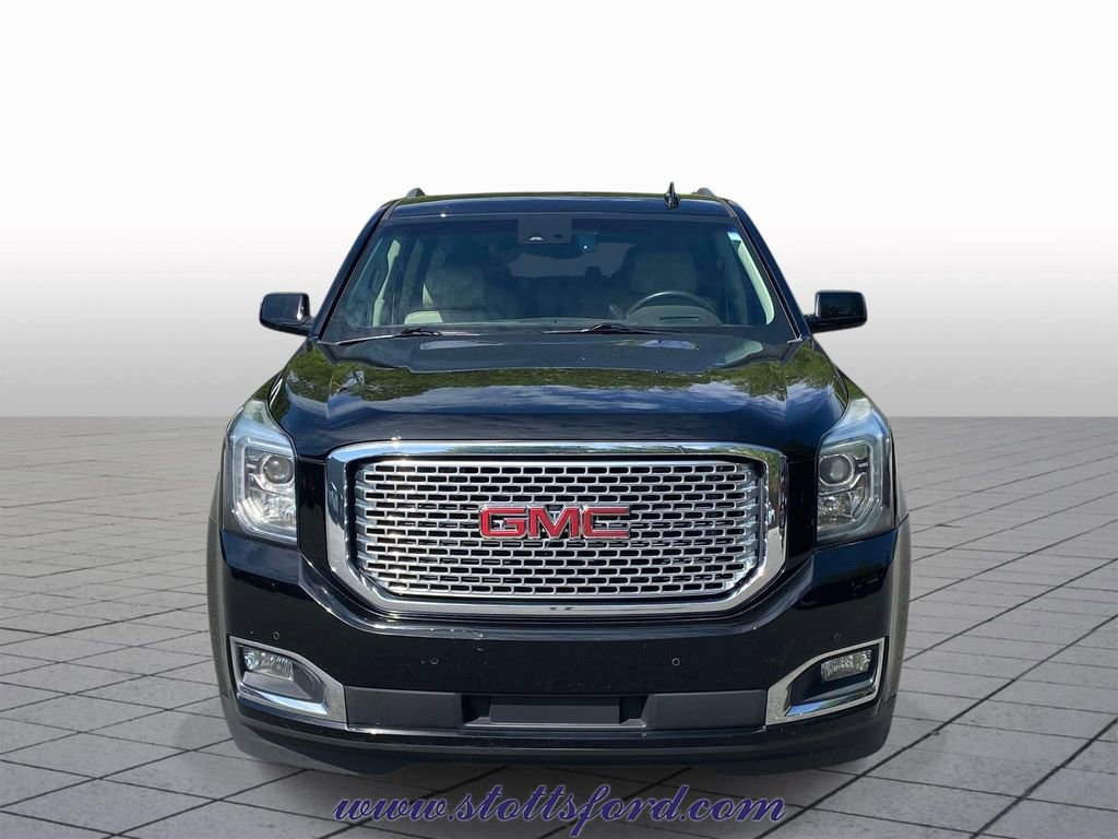 Used 2017 GMC Yukon XL Denali w/ Open Road Package AWD/4WD image 2