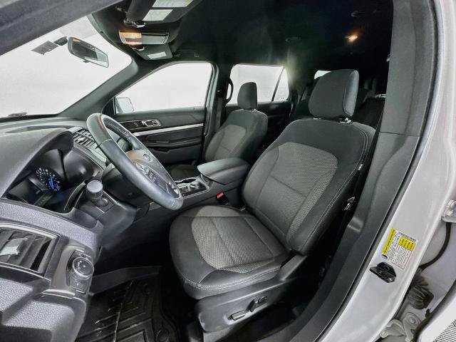 Certified 2019 Ford Explorer XLT AWD/4WD image 11
