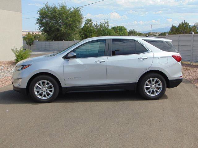 Used 2021 Chevrolet Equinox LT image 2