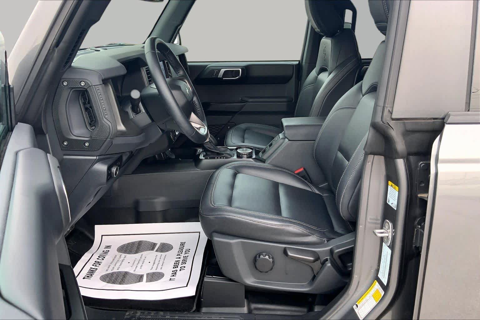 Certified 2025 Ford Bronco Badlands AWD/4WD image 8
