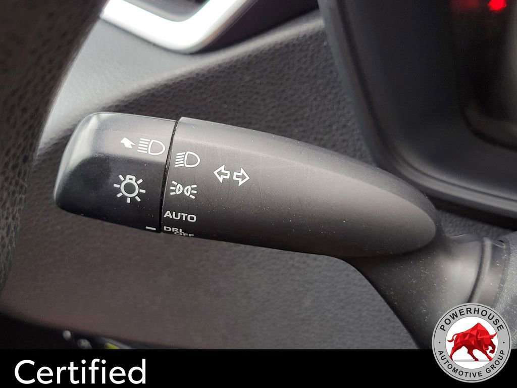 Used 2021 Toyota Corolla LE image 27